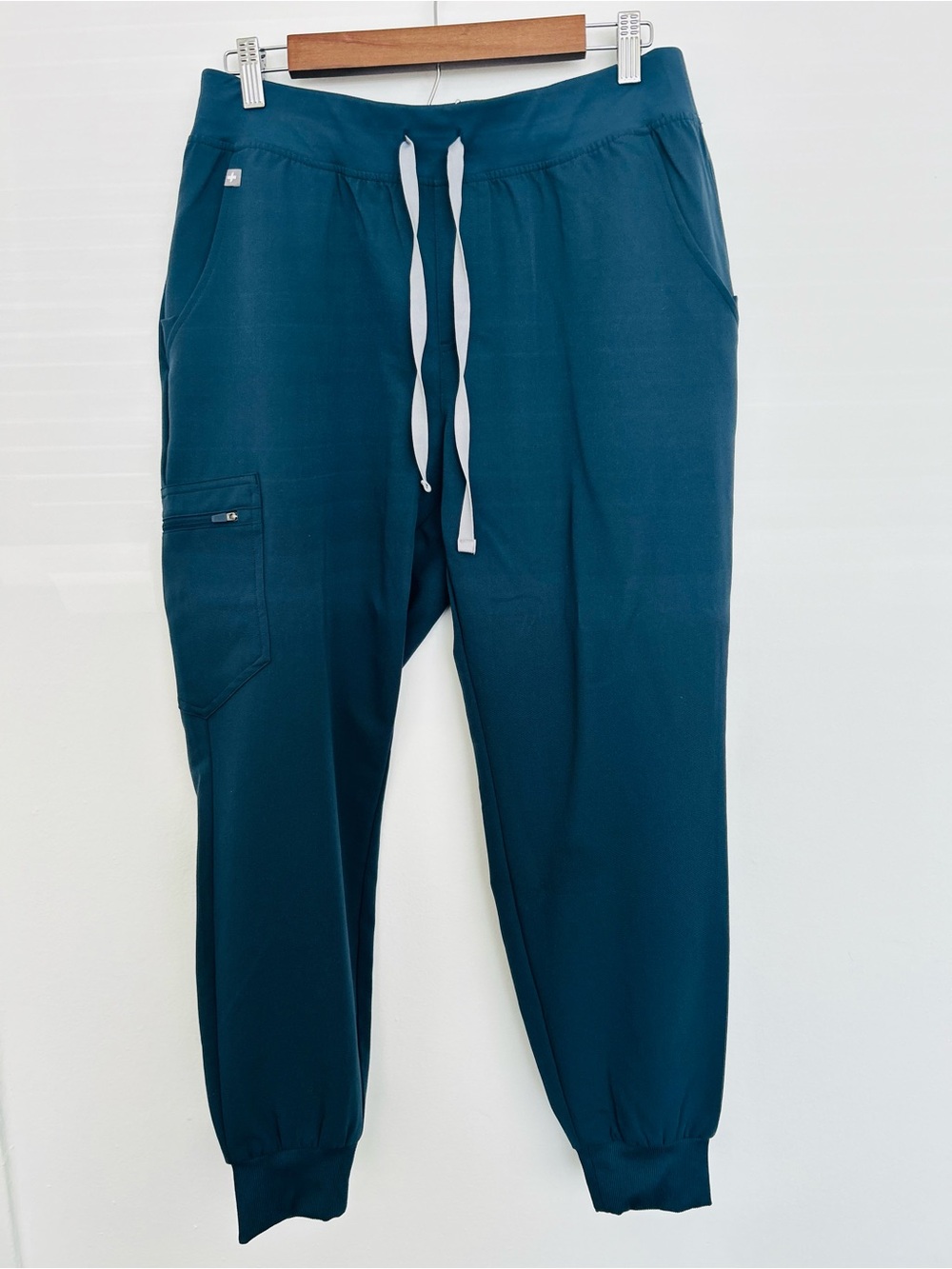 Women’s Figs Blue Joggers Technical Collection Pockets Large Petite Medical